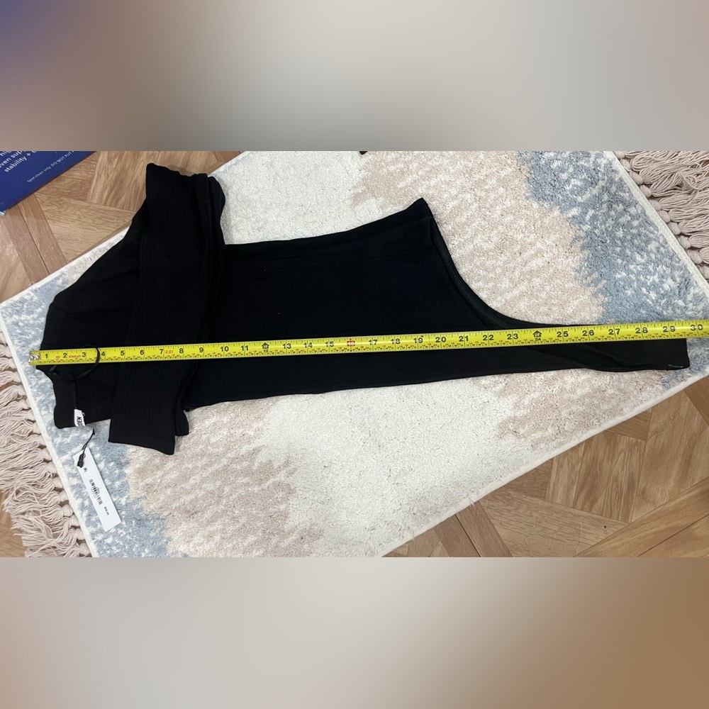 Steve Madden Black Ribbed V-Neck body - Picture 6 of 7